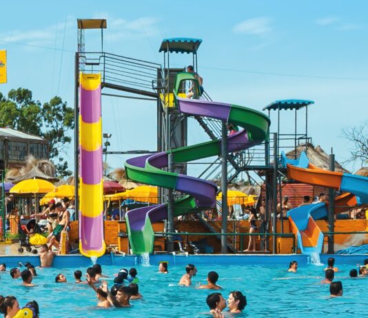 Open Park es uno de los parques acuáticos más visitados de la provincia de Buenos Aires durante la temporada de verano.