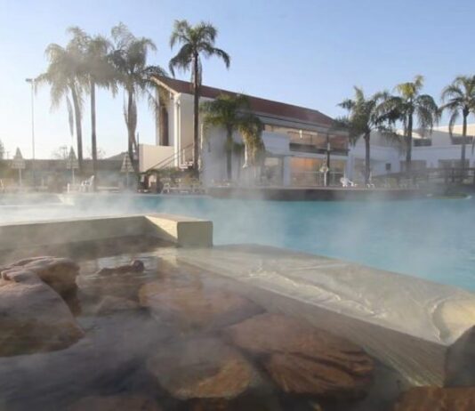 Crisis y Resiliencia: El Desafío del Termalismo y el Wellness en Argentina 2026